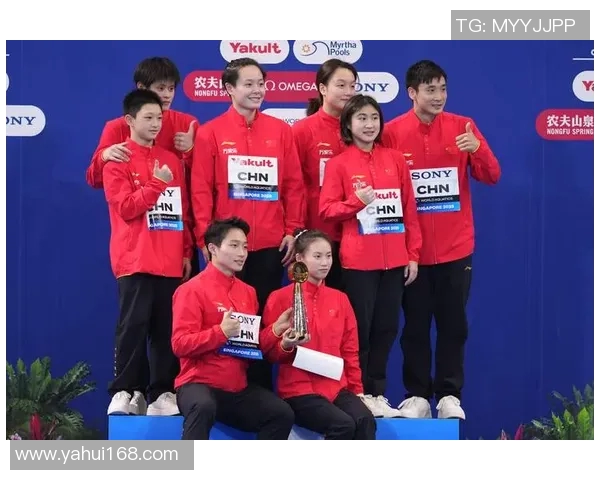 世界游泳锦标赛开幕，中国跳水梦之队首日三金